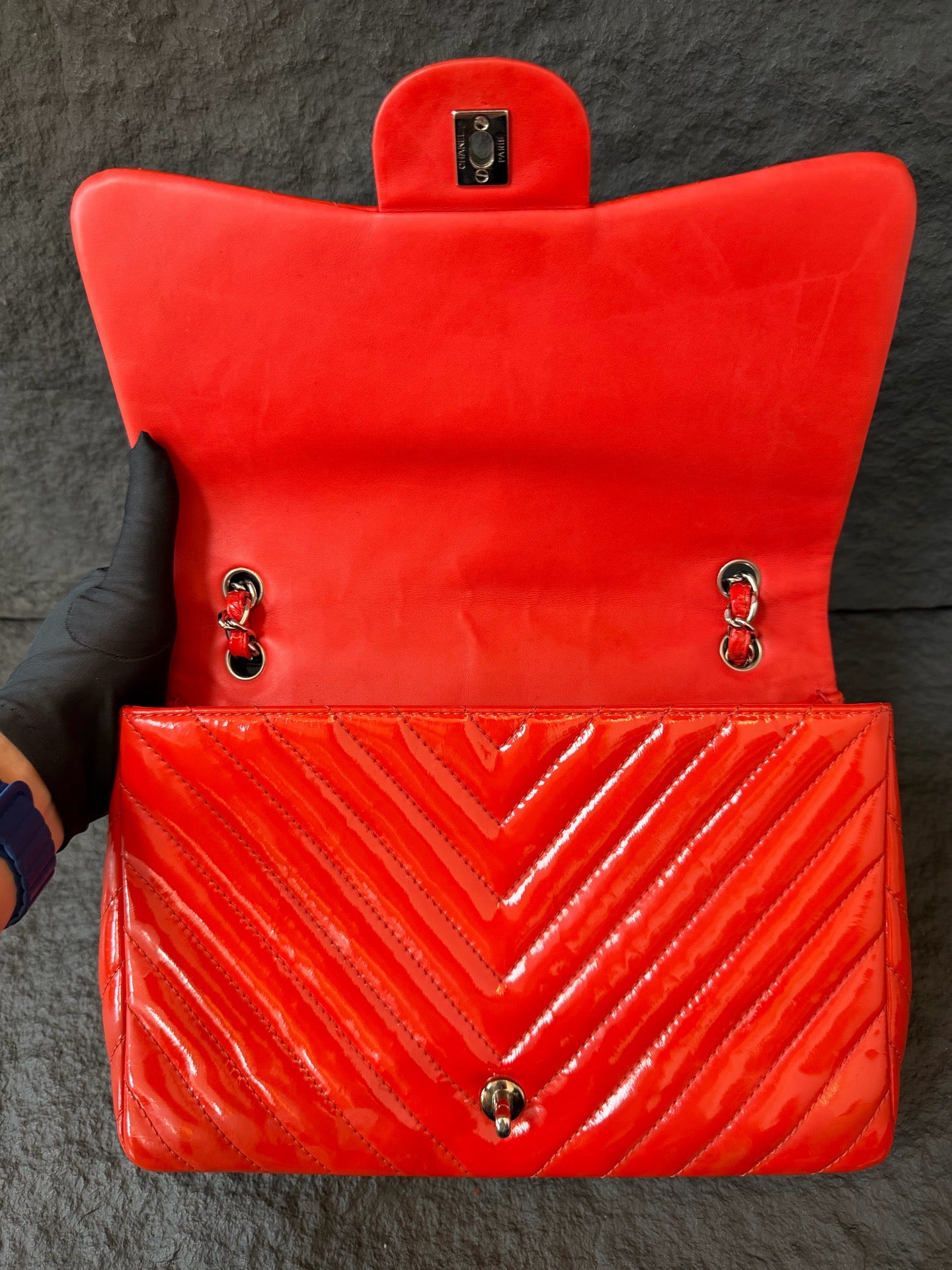 Chanel - Classic Flap - Patent leather - Orange - (Large)