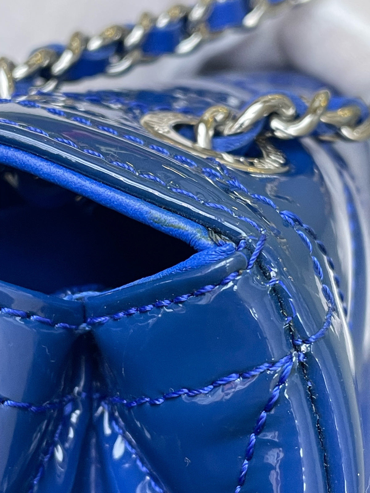 Chanel - Classic Flap Small - Patent leather - Blue - (small)