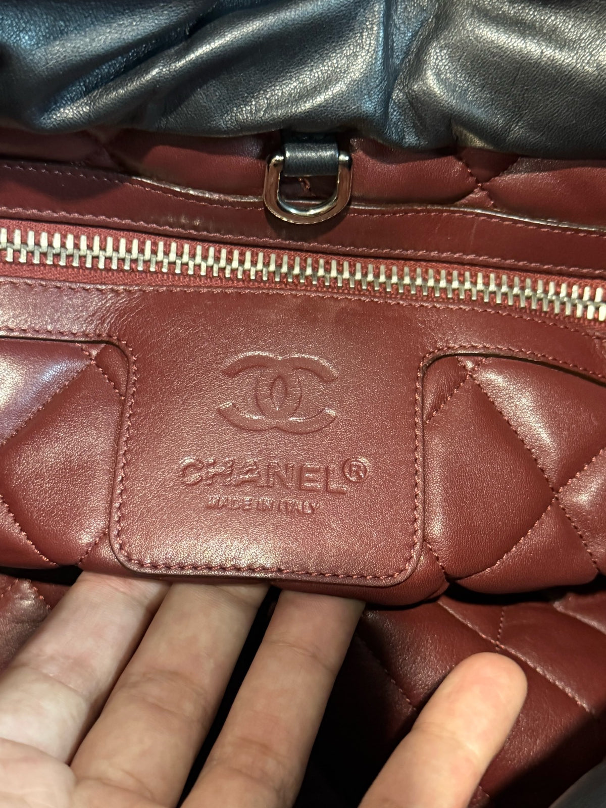 Chanel - Coco Cocoon - Leather - Black