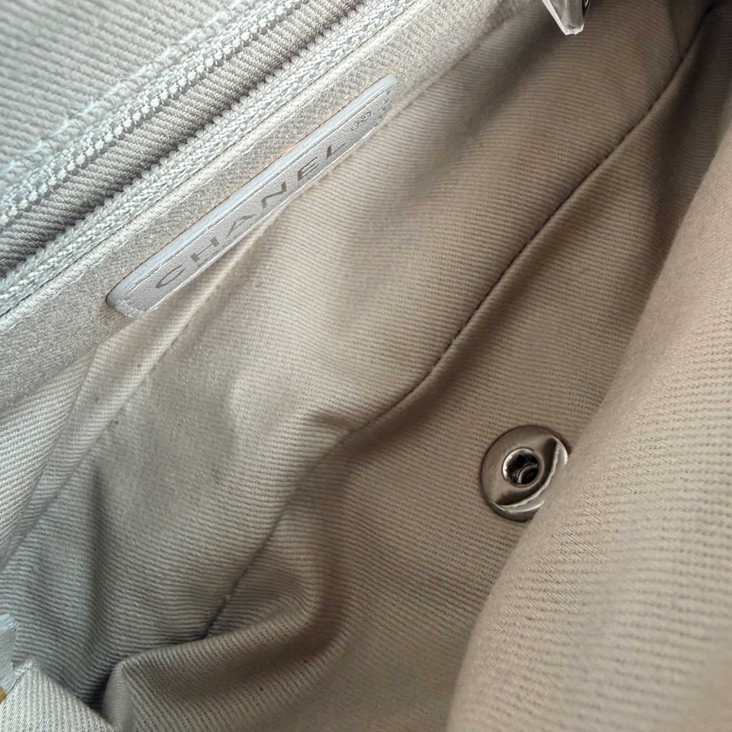 Chanel - Easy CF - Caviar leather - Beige with Silver-Tone Hardware - (medium)