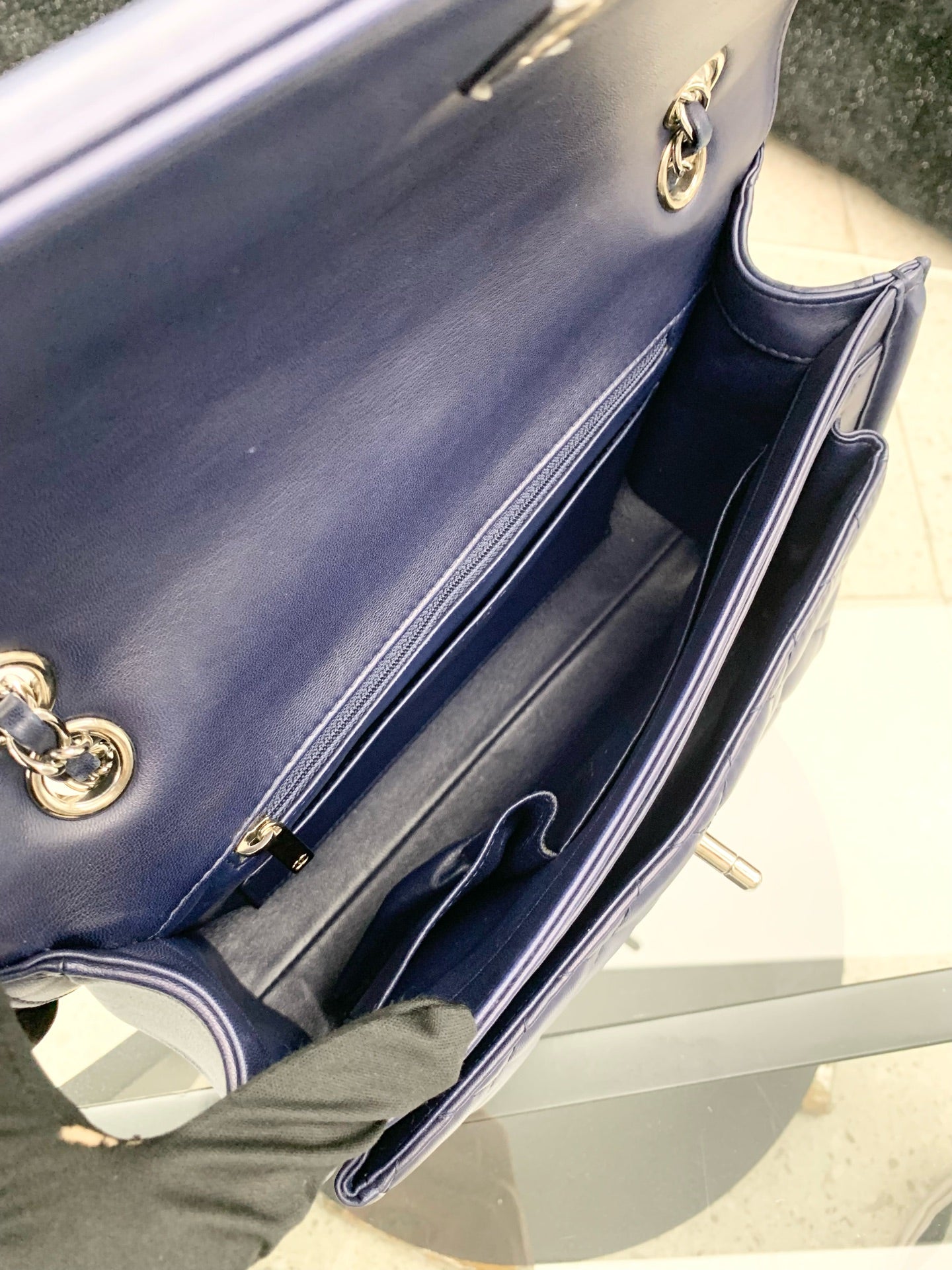 Chanel - Flap Bag - Leather - Blue - (medium)