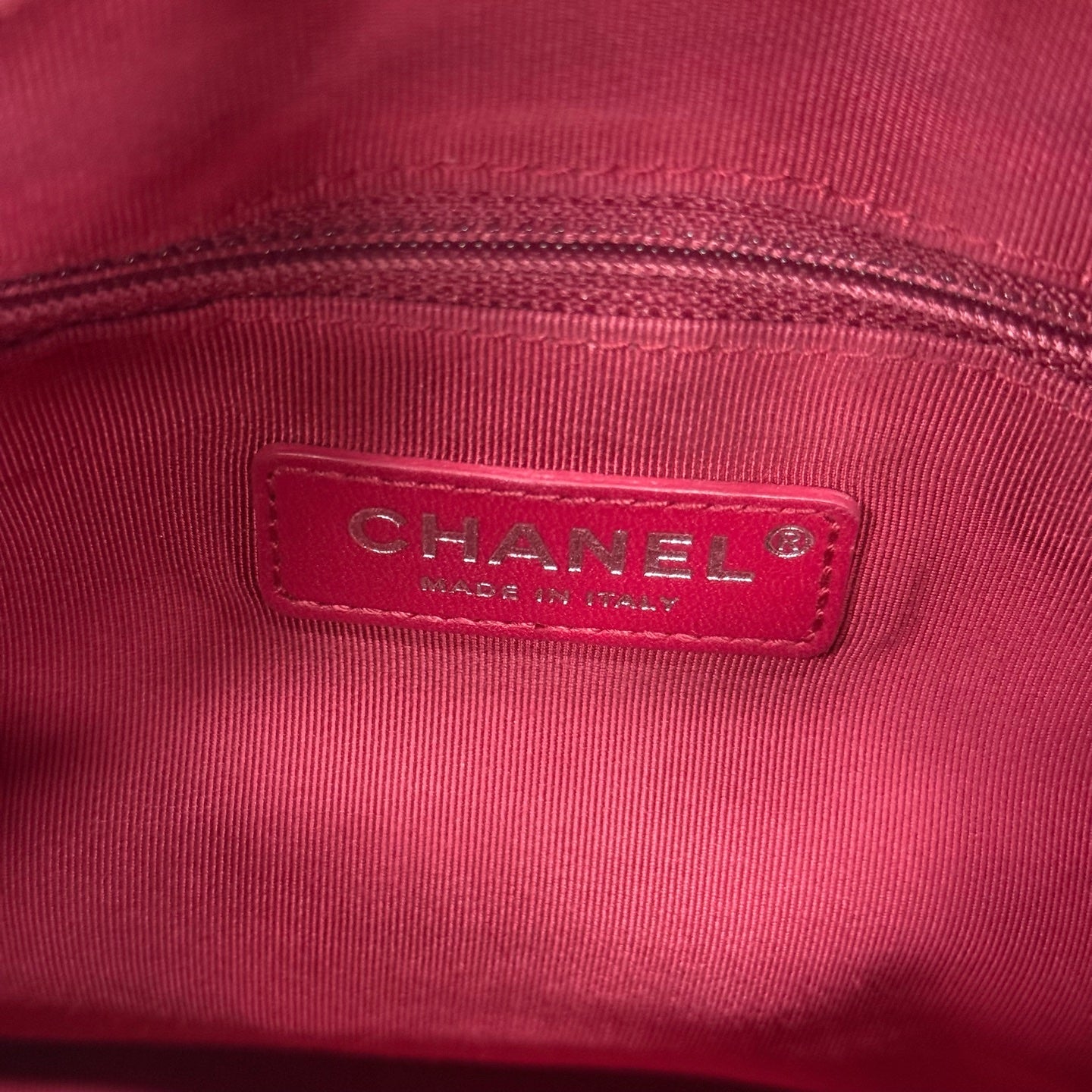 Chanel - Gabrielle - Calfskin - Black - (medium)