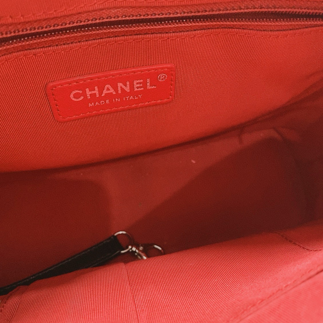 Chanel - Gabrielle Hobo Bag - Distressed calfskin and smooth calfskin leather - Blue and Black - (Medium)
