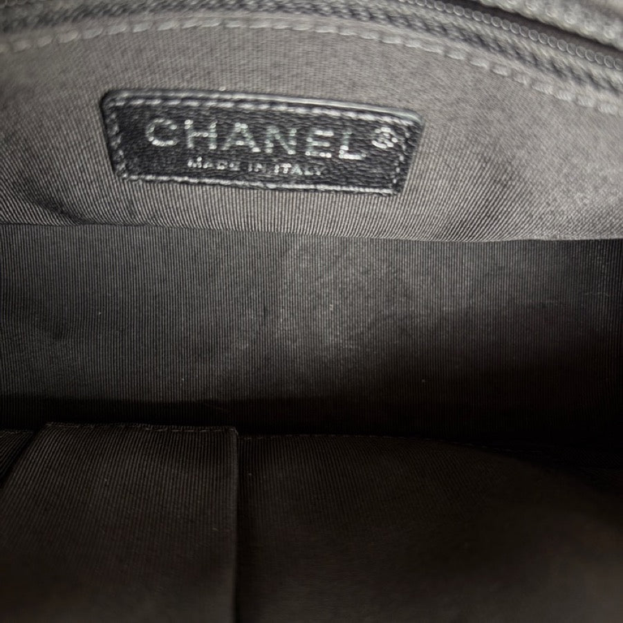 Chanel - Gabrielle Hobo Bag - Leather - Black - (small)