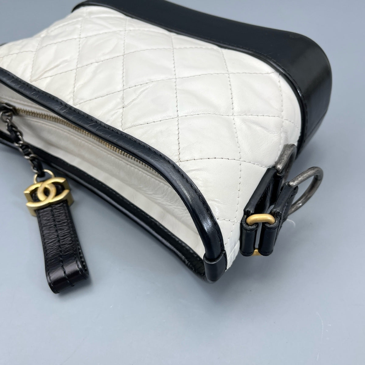 Chanel - Gabrielle Hobo Bag - Leather - Multicolour - (small)