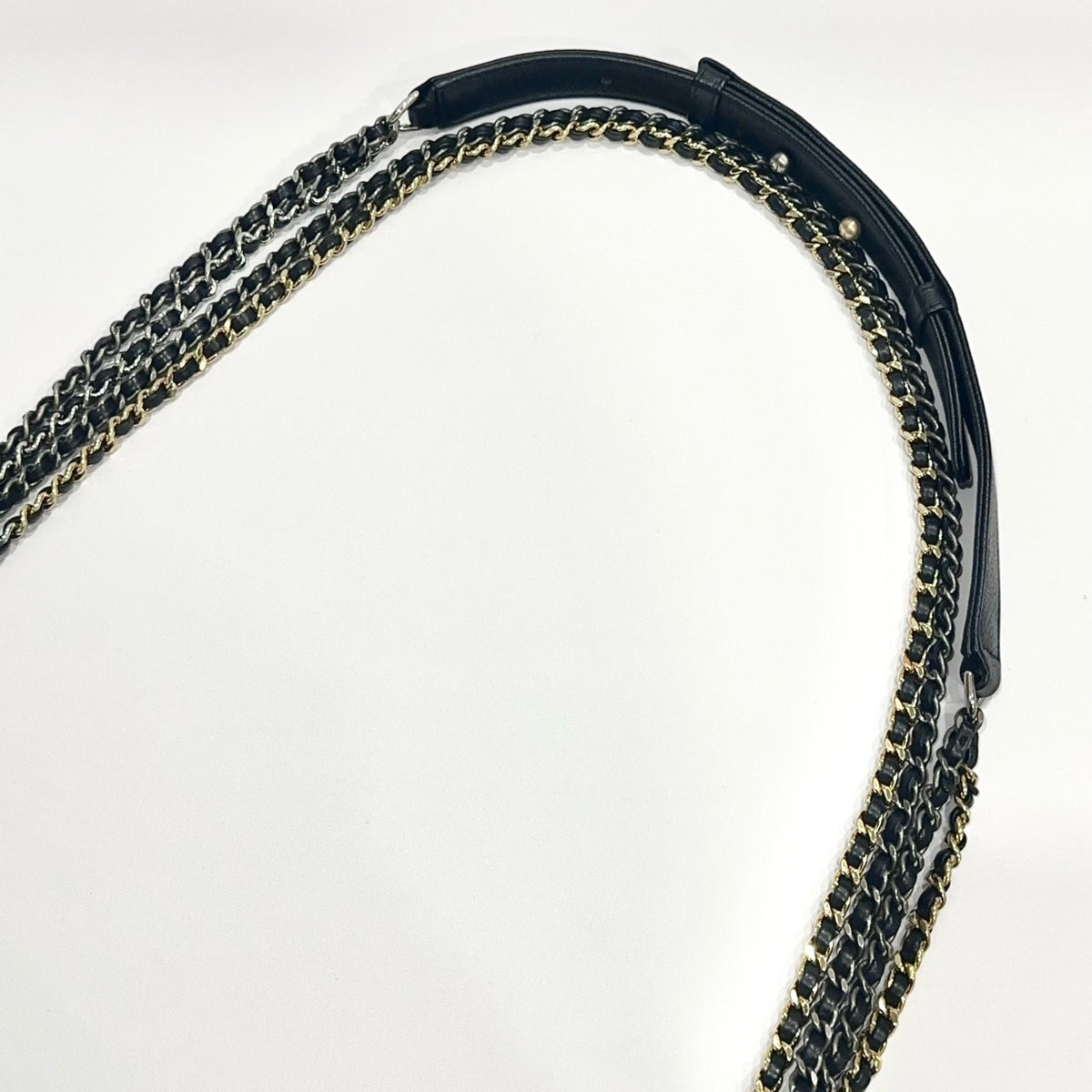 Chanel - Gabrielle Medium - Leather - Black - (medium)