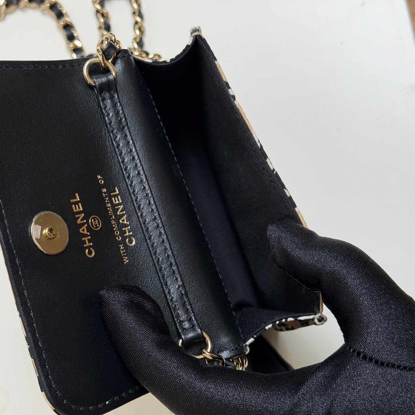 Chanel - Graffiti Canvas Mini Wallet on Chain - Cloth - Multicolour - (mini)