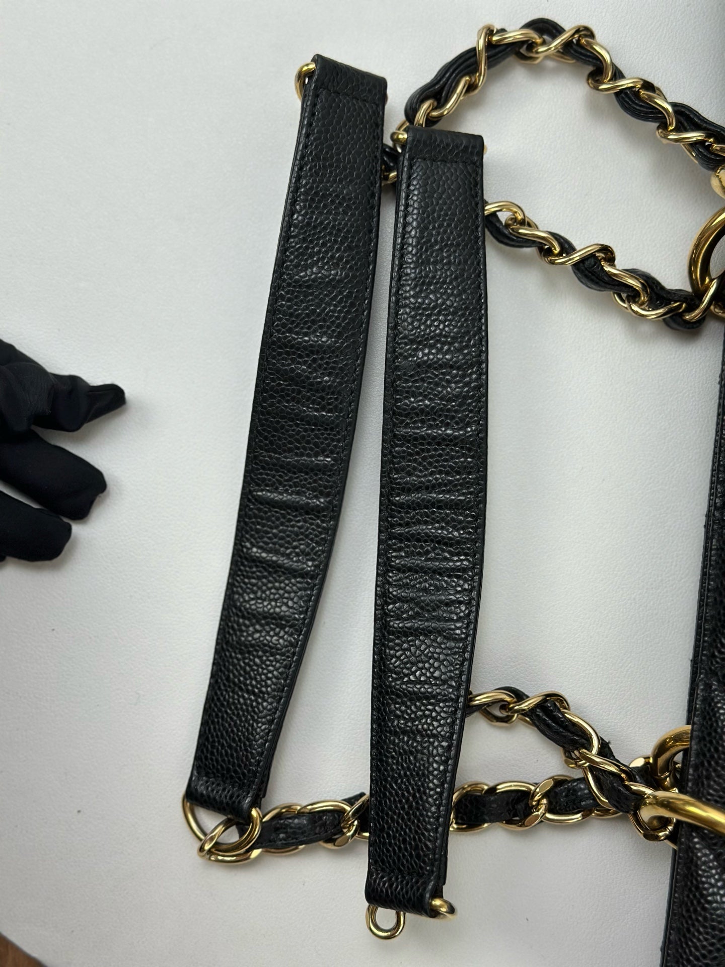 Chanel - GST - Leather - Black - (large)