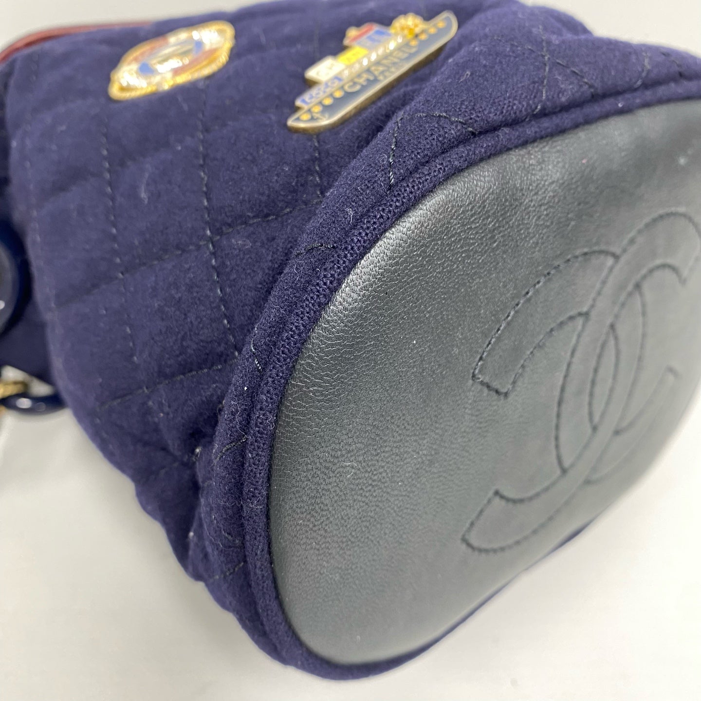 Chanel - Hamburg Series French Fries Bucket Bag - Quilted wool with leather trim - Navy Blue with Gold-Tone Hardware - (mini)