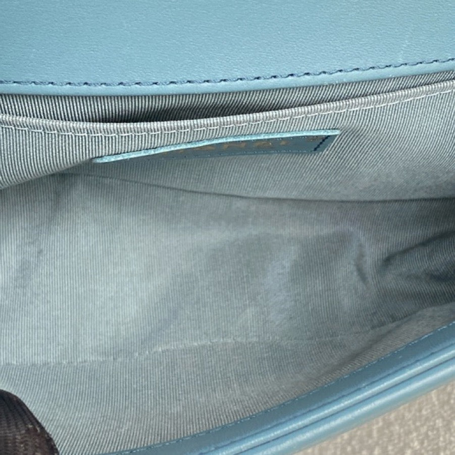 Chanel - Le Boy Small - Leather - Blue - (Small)