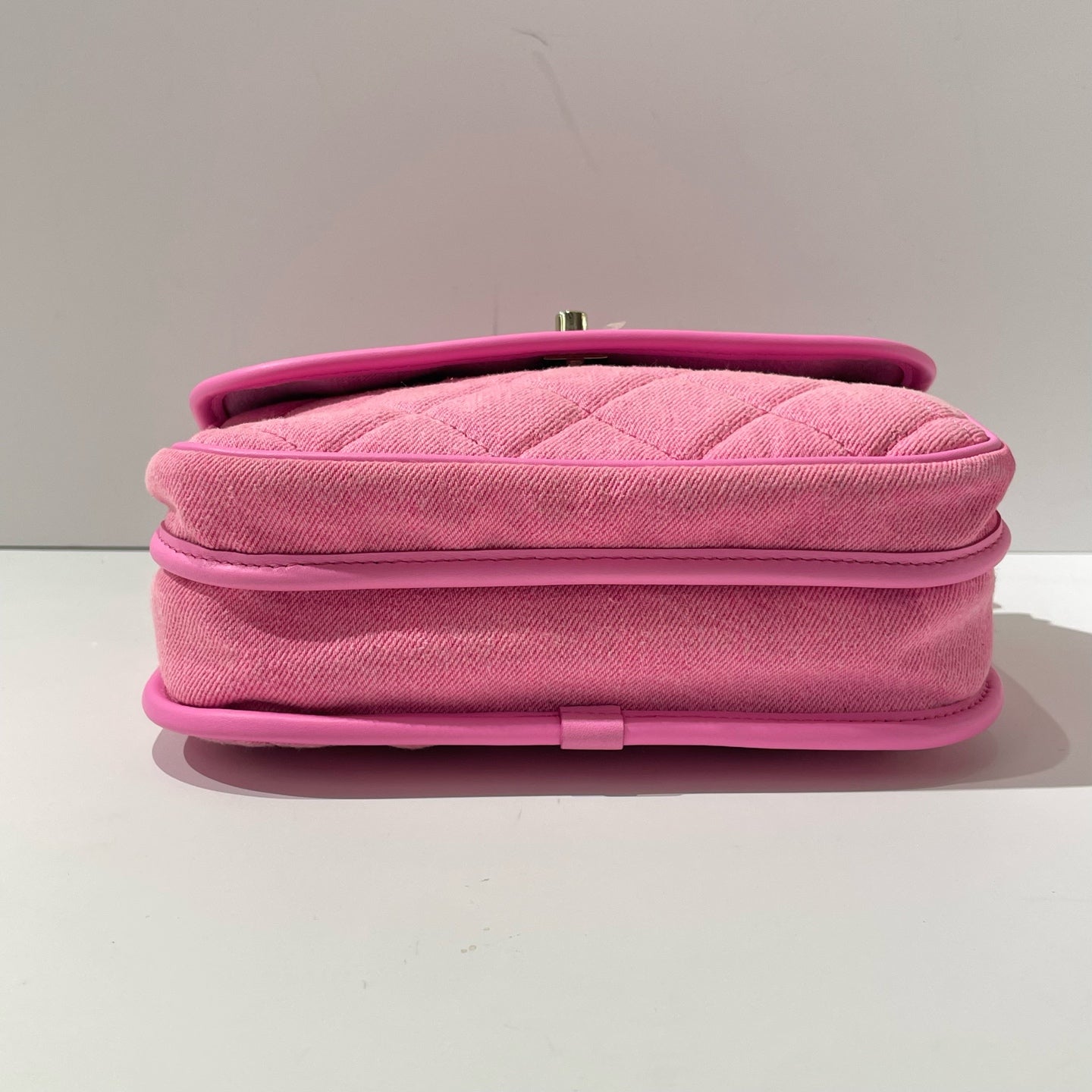Chanel - Messenger bag - Denim - Pink - (Small)