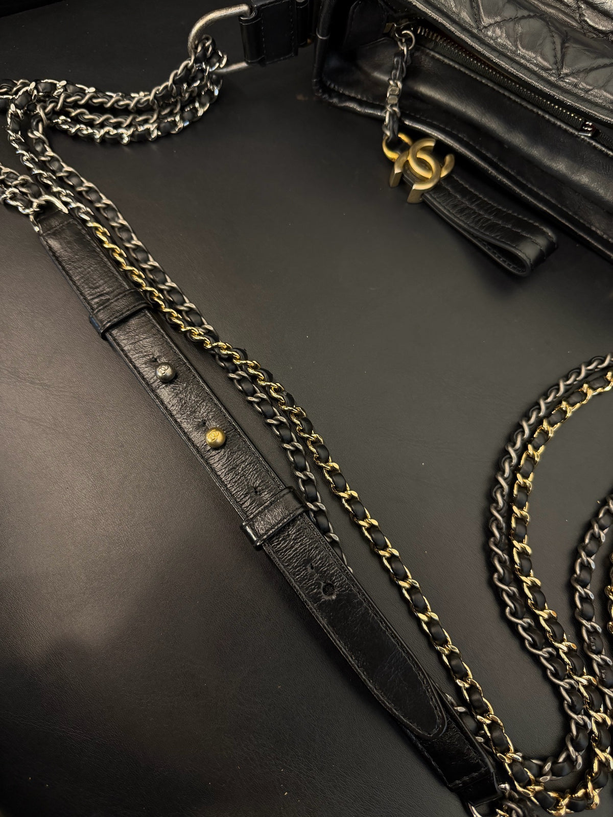 Chanel - Metropolitan Small - Leather - Black - (small)