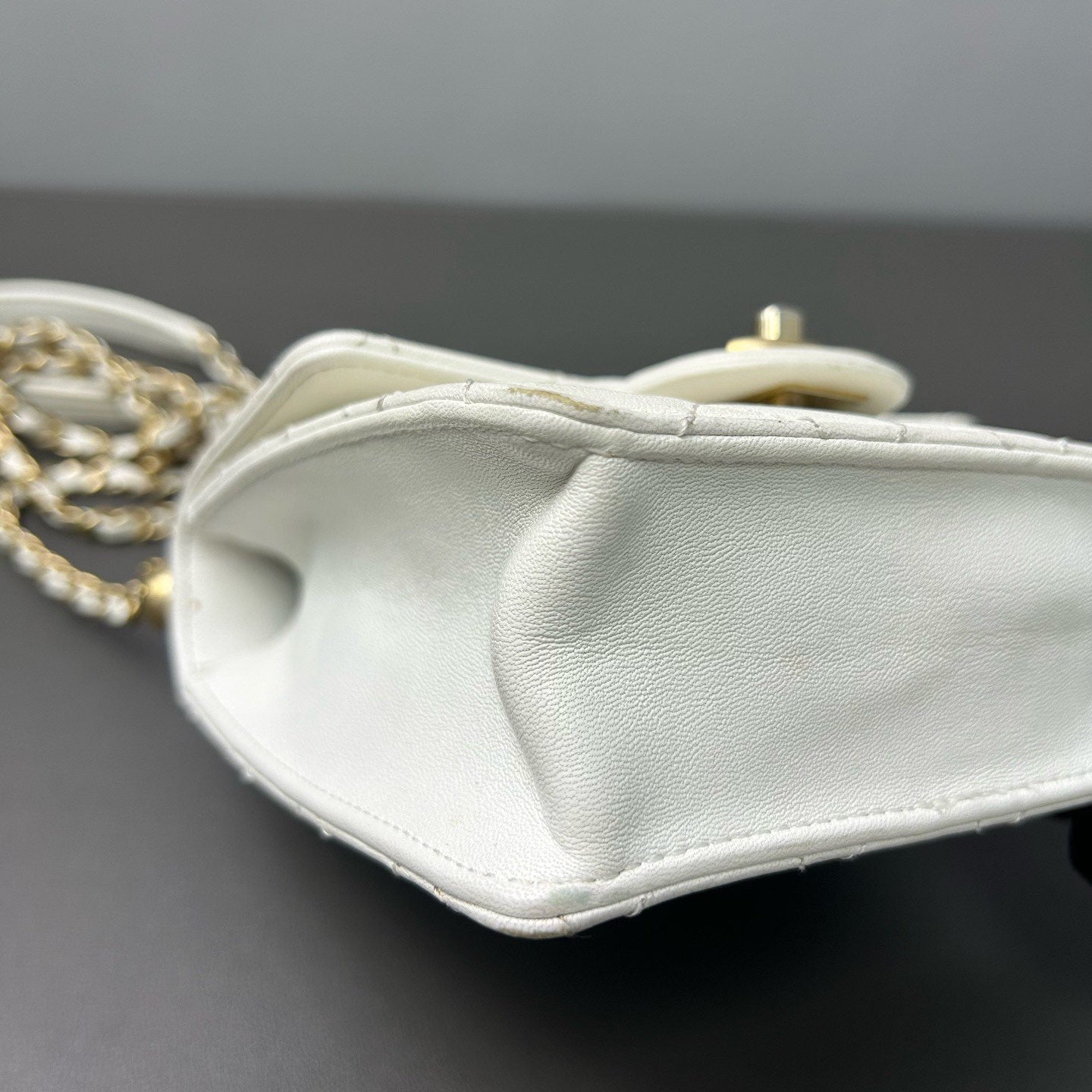 Chanel - Mini Flap Bag with Pearl Embellishment - Caviar leather - White with Gold-Tone Hardware - (mini)