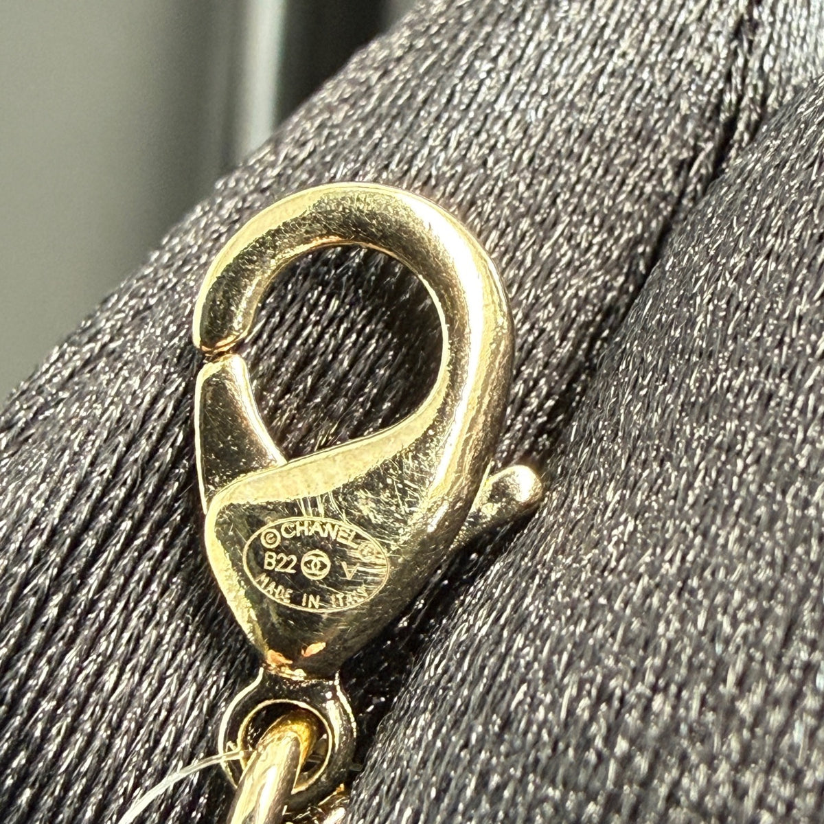 Chanel - Other - Crystal - Gold