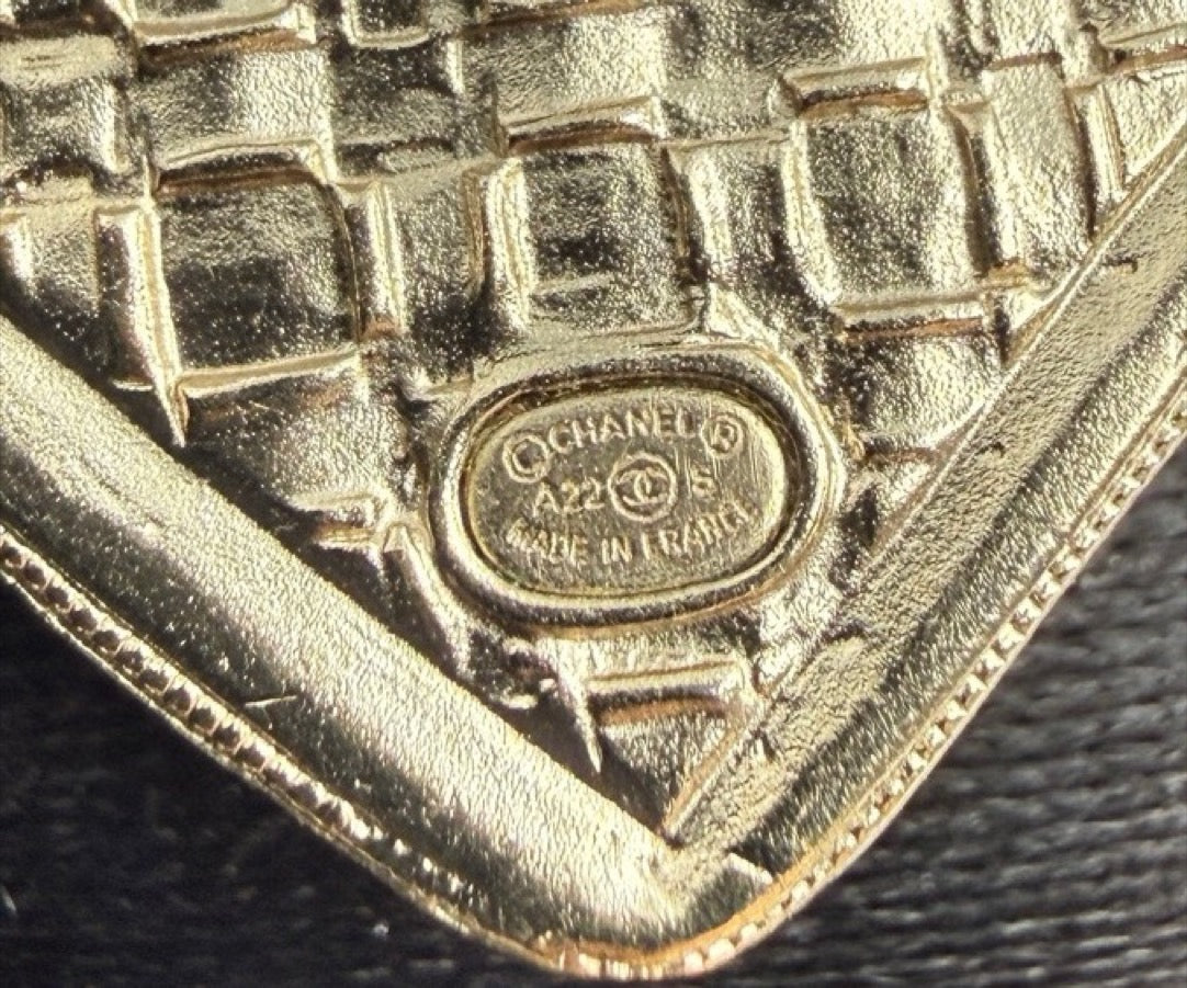 Chanel - Other - Crystal - Gold