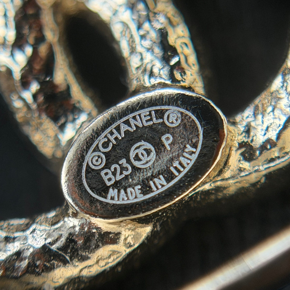 Chanel - Other - Crystal - Gold