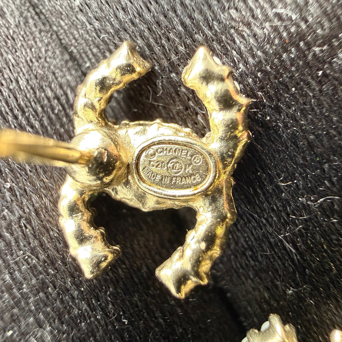 Chanel - Other - Crystal - Gold