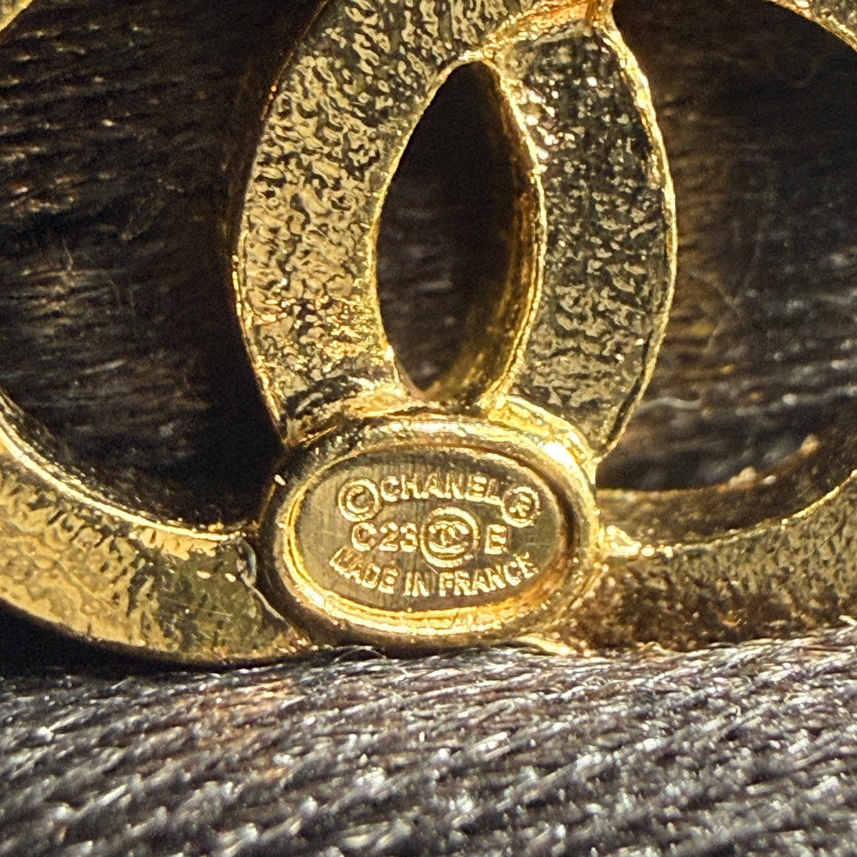 Chanel - Other - Crystal - Gold