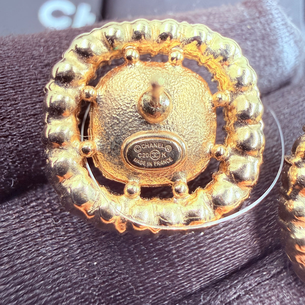 Chanel - Other - Crystal - Gold