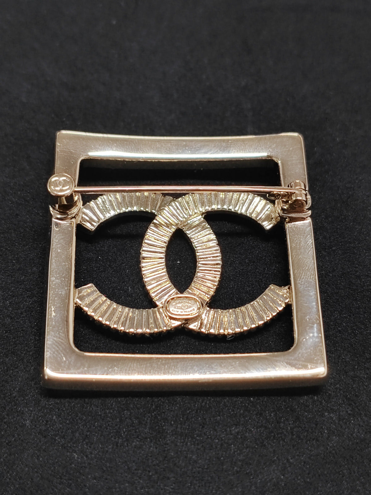 Chanel - Other - Crystal - Gold
