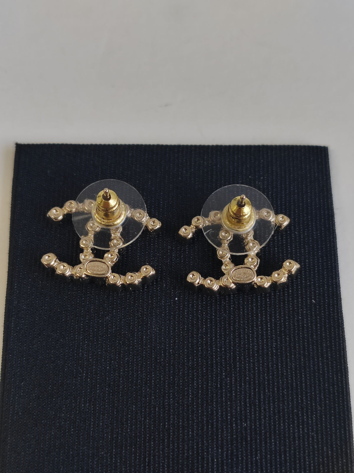 Chanel - Other - Crystal - Gold