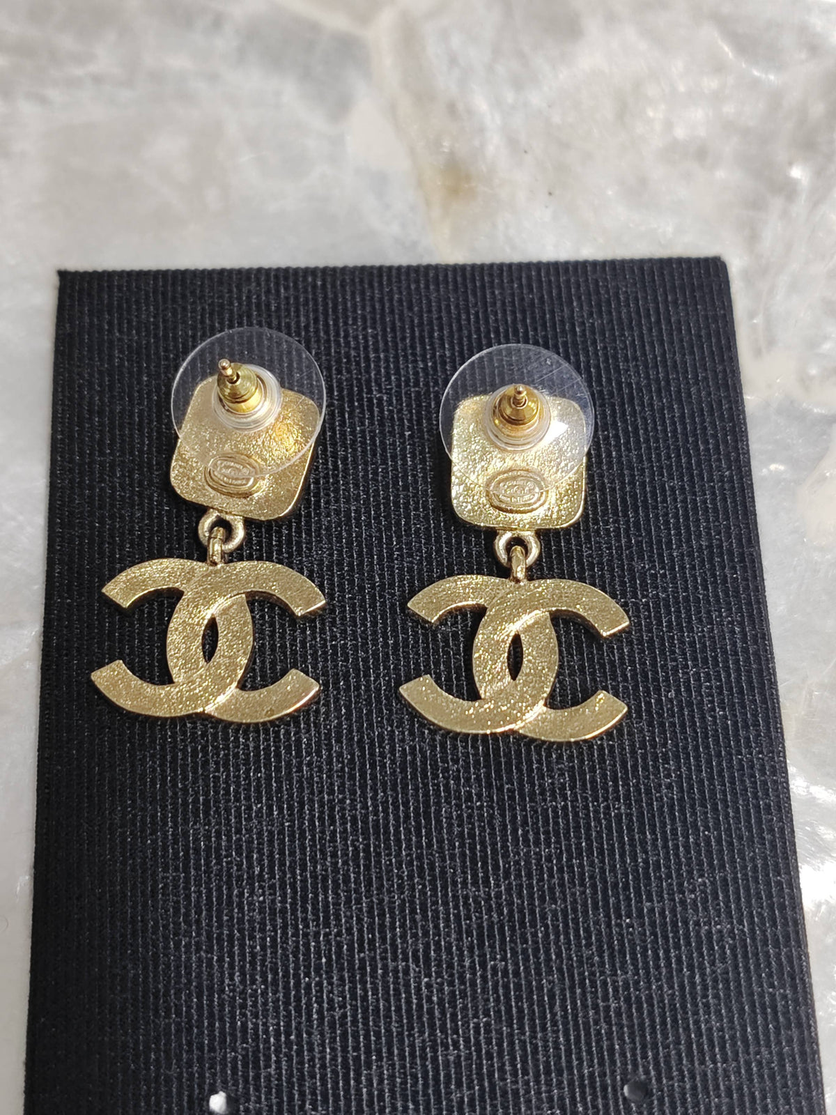 Chanel - Other - Crystal - Gold