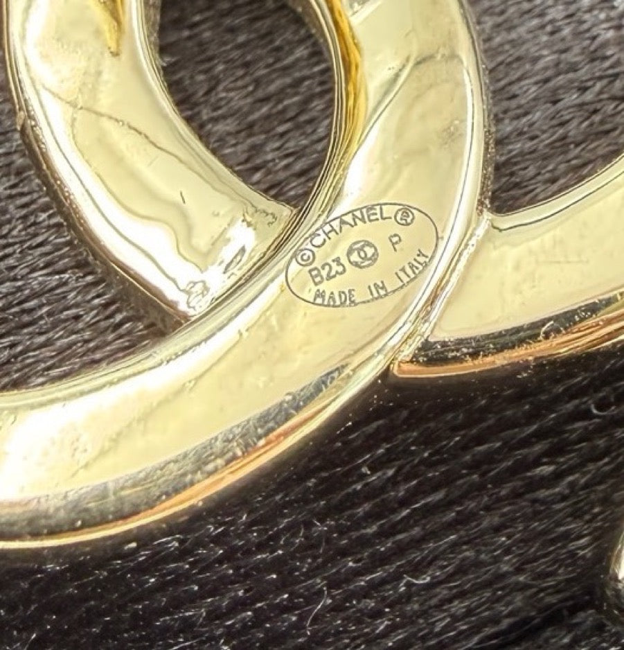 Chanel - Other - Crystal - Gold