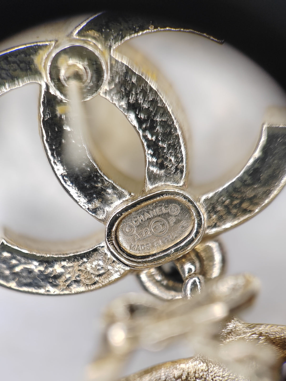 Chanel - Other - Crystal - Gold