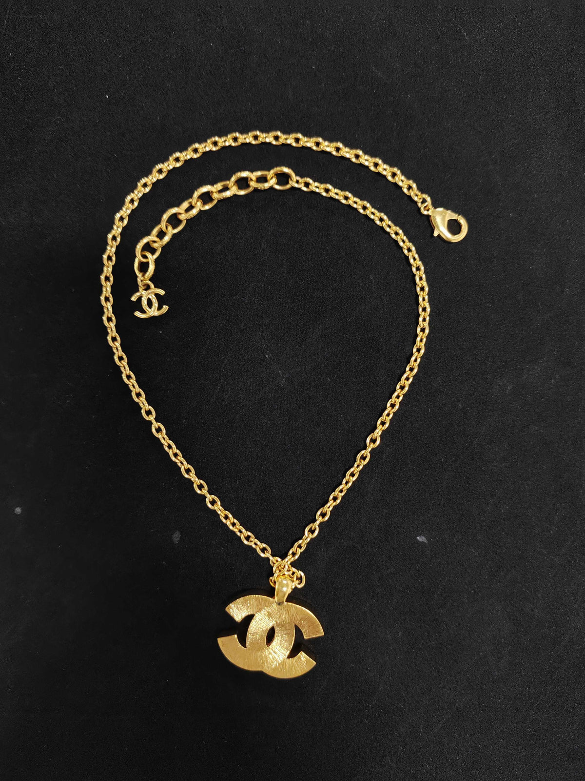 Chanel - Other - Crystal - Gold