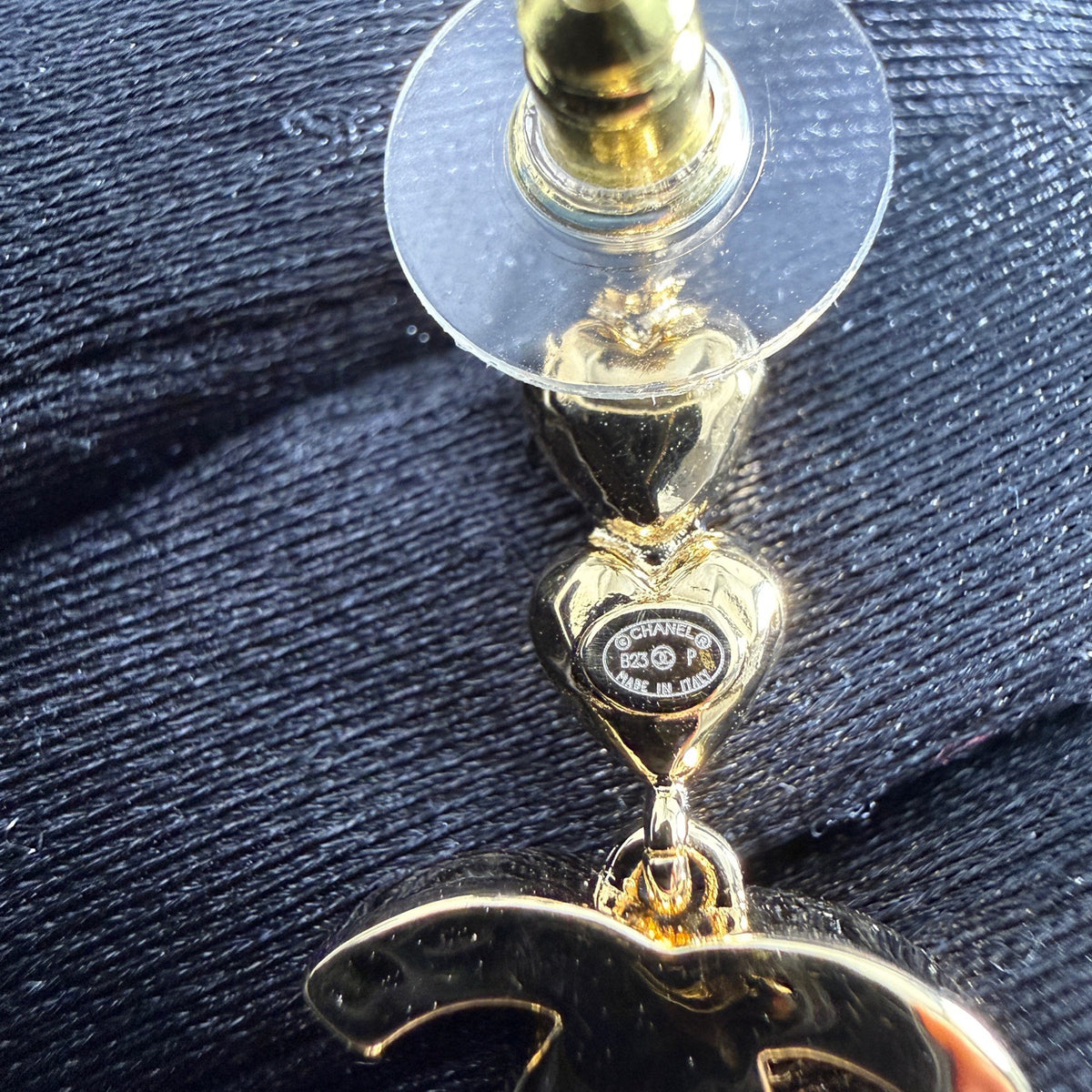 Chanel - Other - Gold-tone base metal with crystal embellishments - Gold