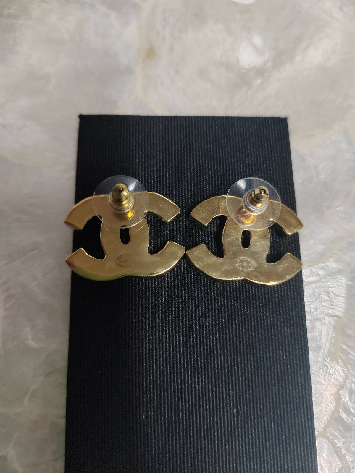 Chanel - Other - Gold-tone metal with white and blue marbled decorative detailing; exact composition unspecified. - Multicolour
