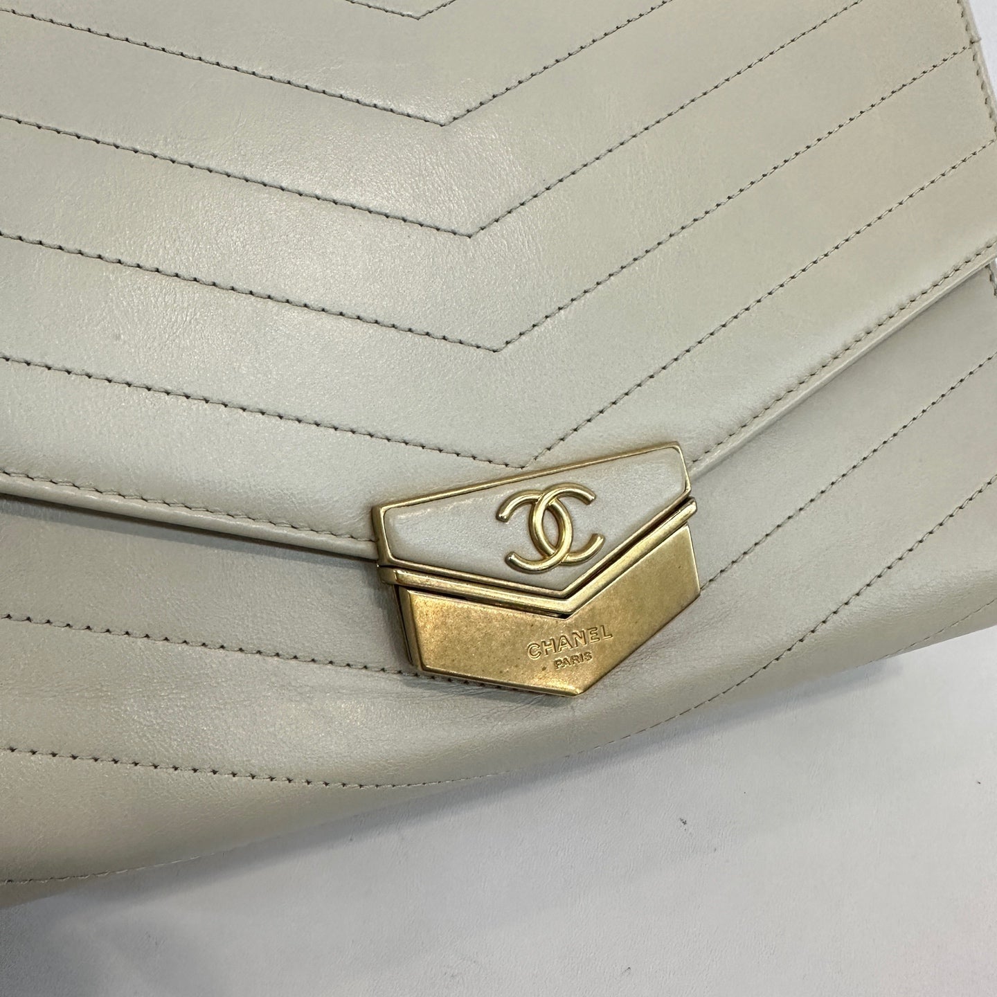 Chanel - Other - Leather - Beige - (Small)