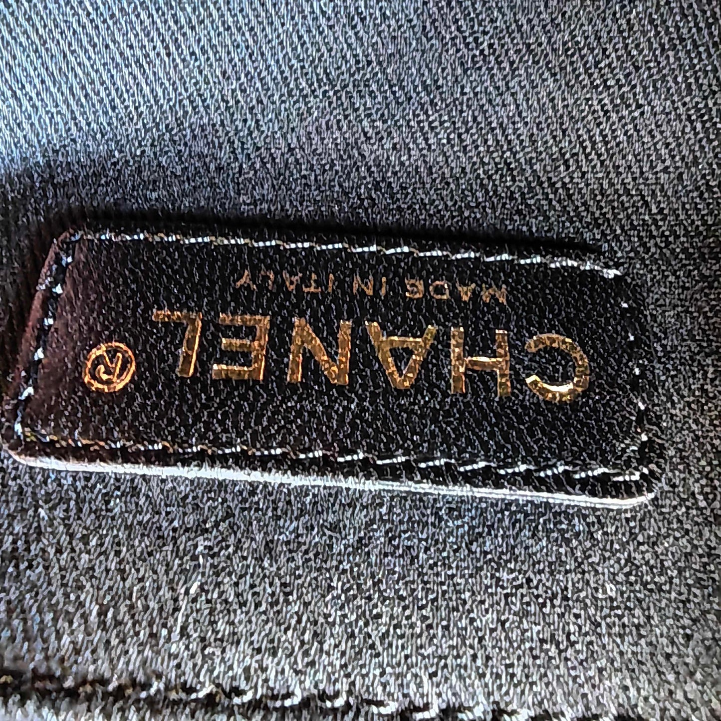 Chanel - Other - Leather - Black - (medium)