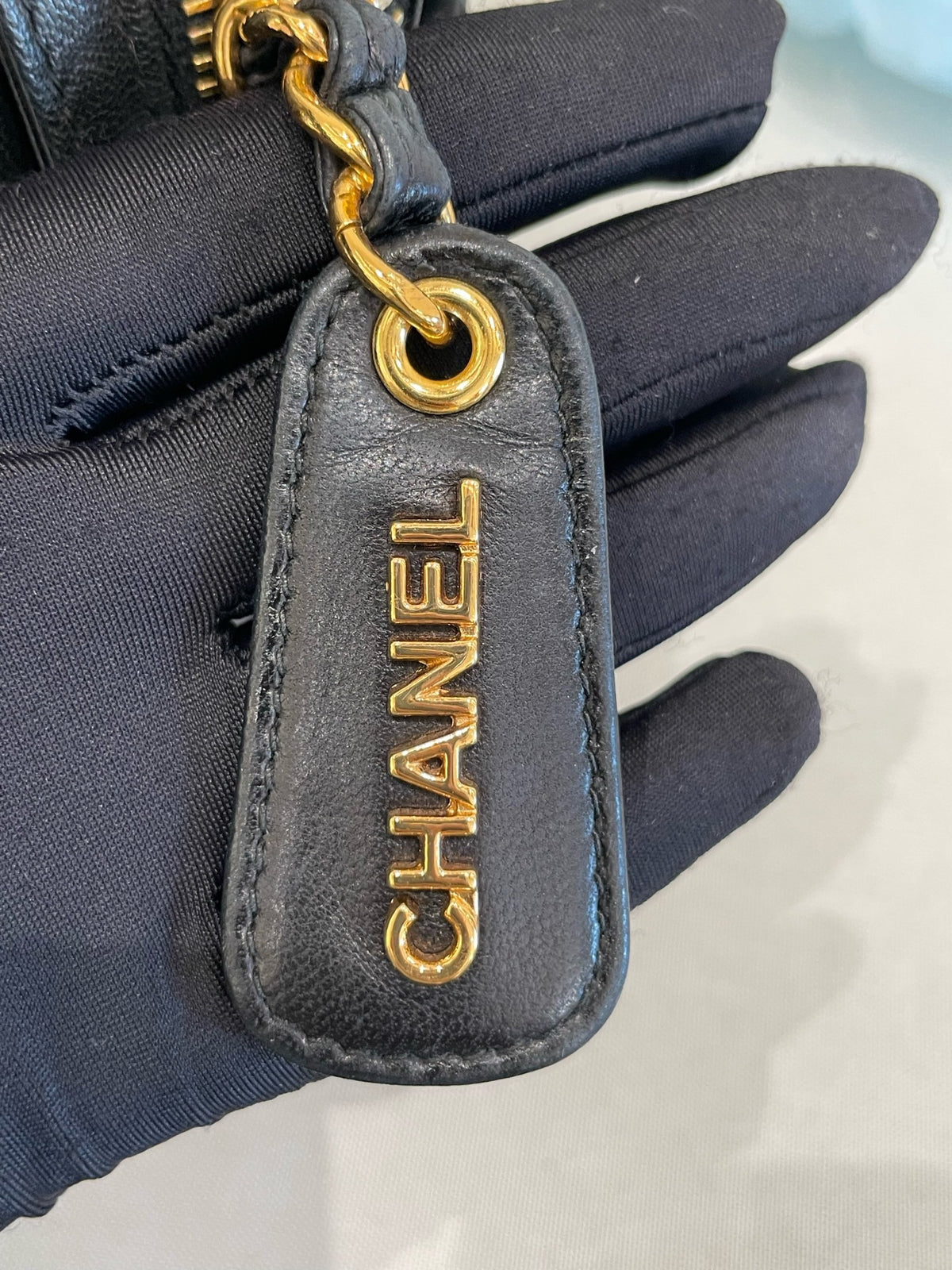 Chanel - Other - Leather - Black - (medium)