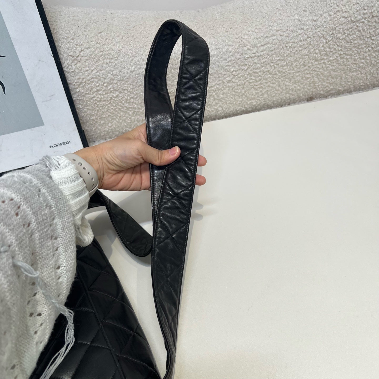 Chanel - Other - Leather - Black - (medium)