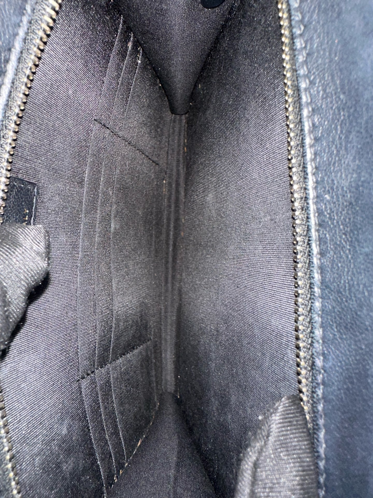 Chanel - Other - Leather - Black - (mini)