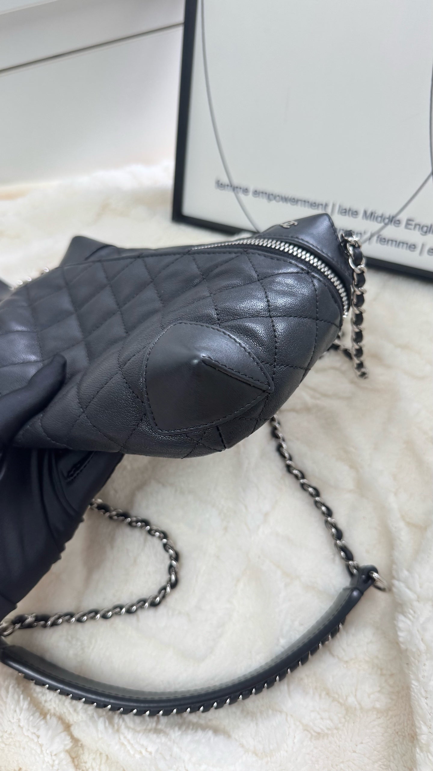 Chanel - Other - Leather - Black - (small)