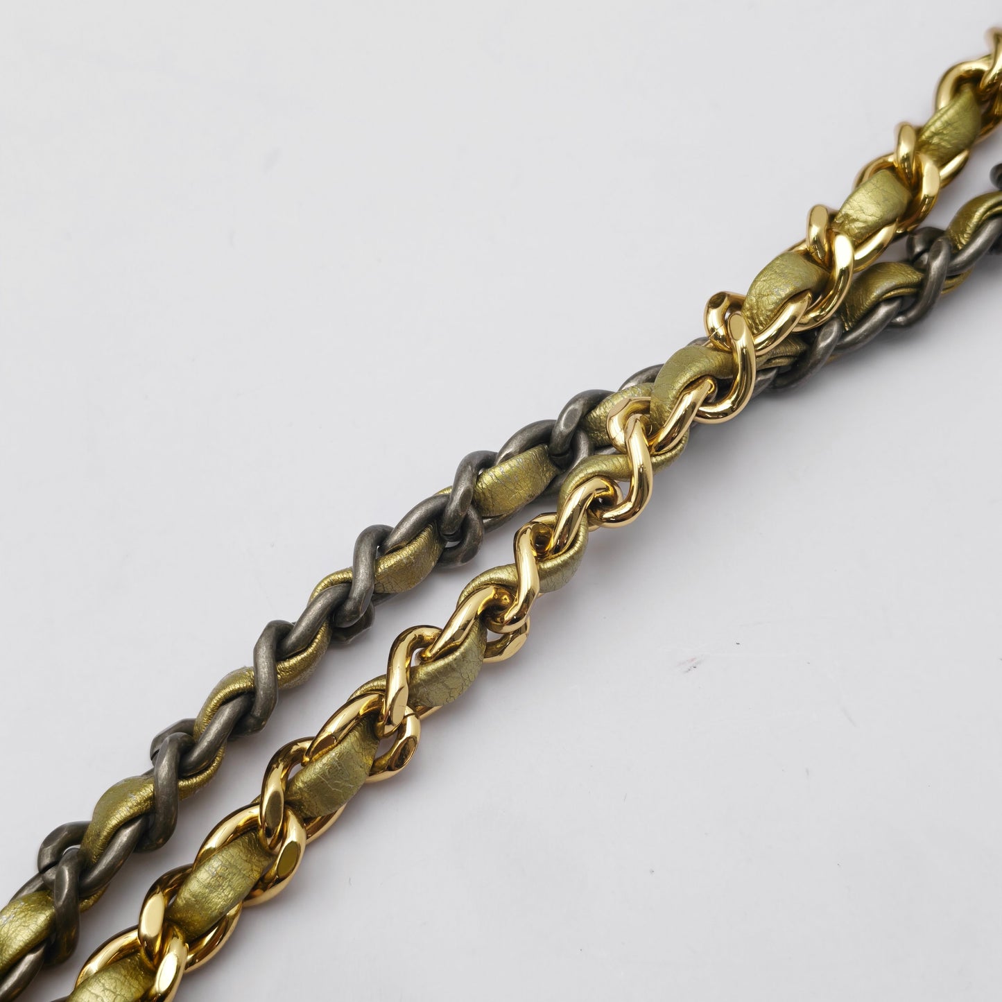 Chanel - Other - Leather - Gold - (small)