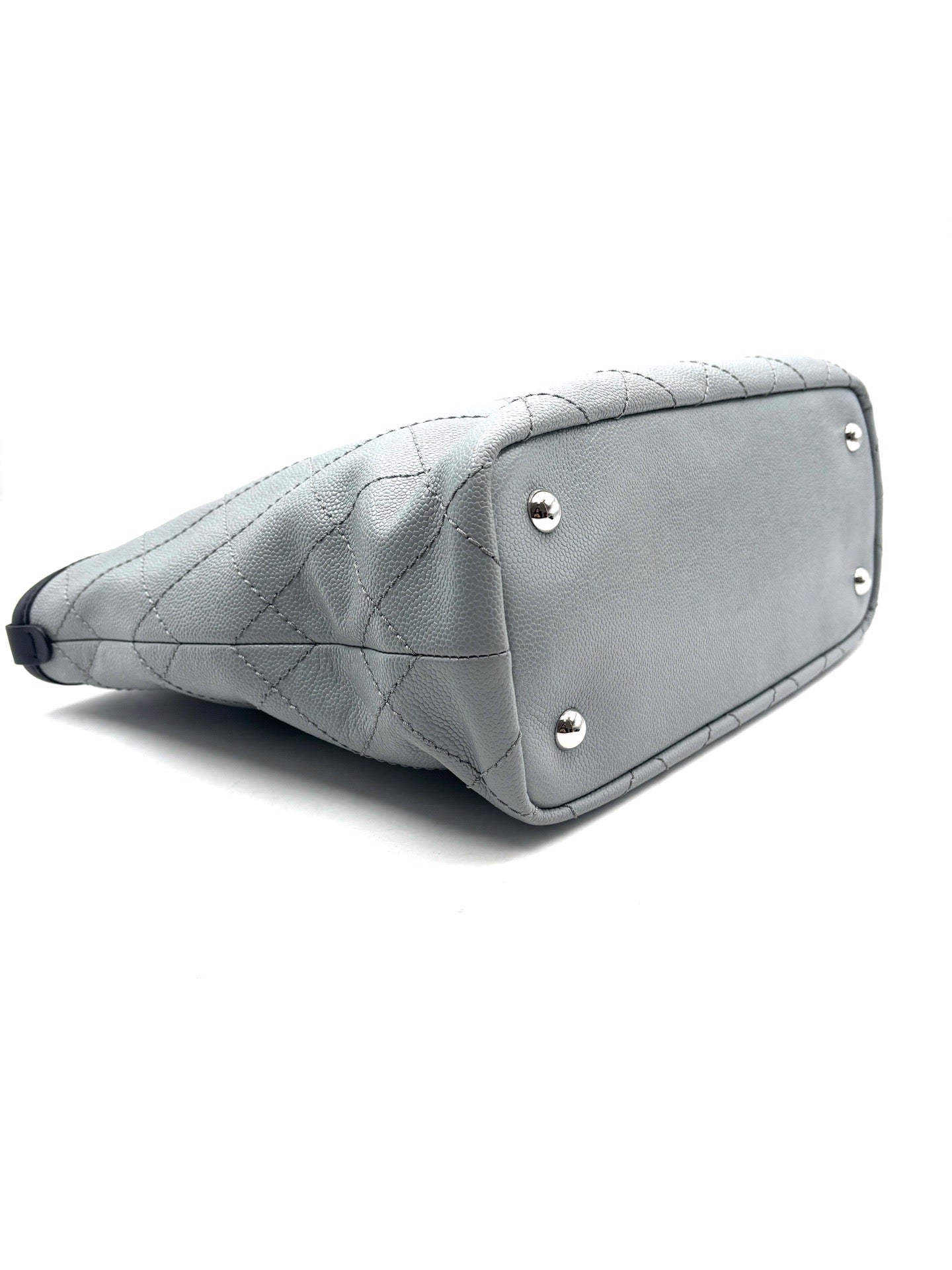 Chanel - Other - Leather - Grey - (Large)