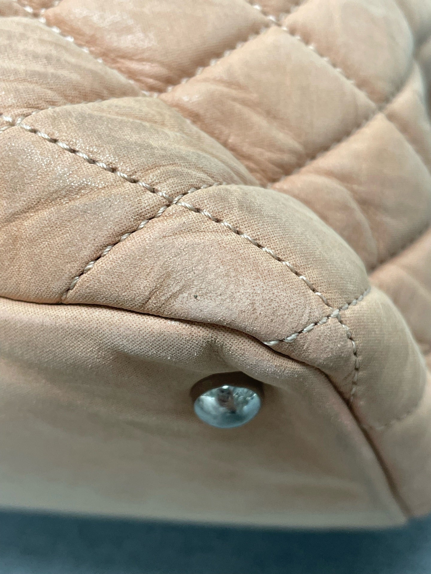 Chanel - Other - Leather - Pink - (Large)