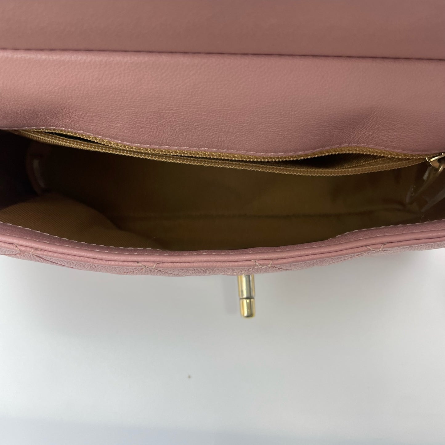Chanel - Other - Leather - Pink - (small)