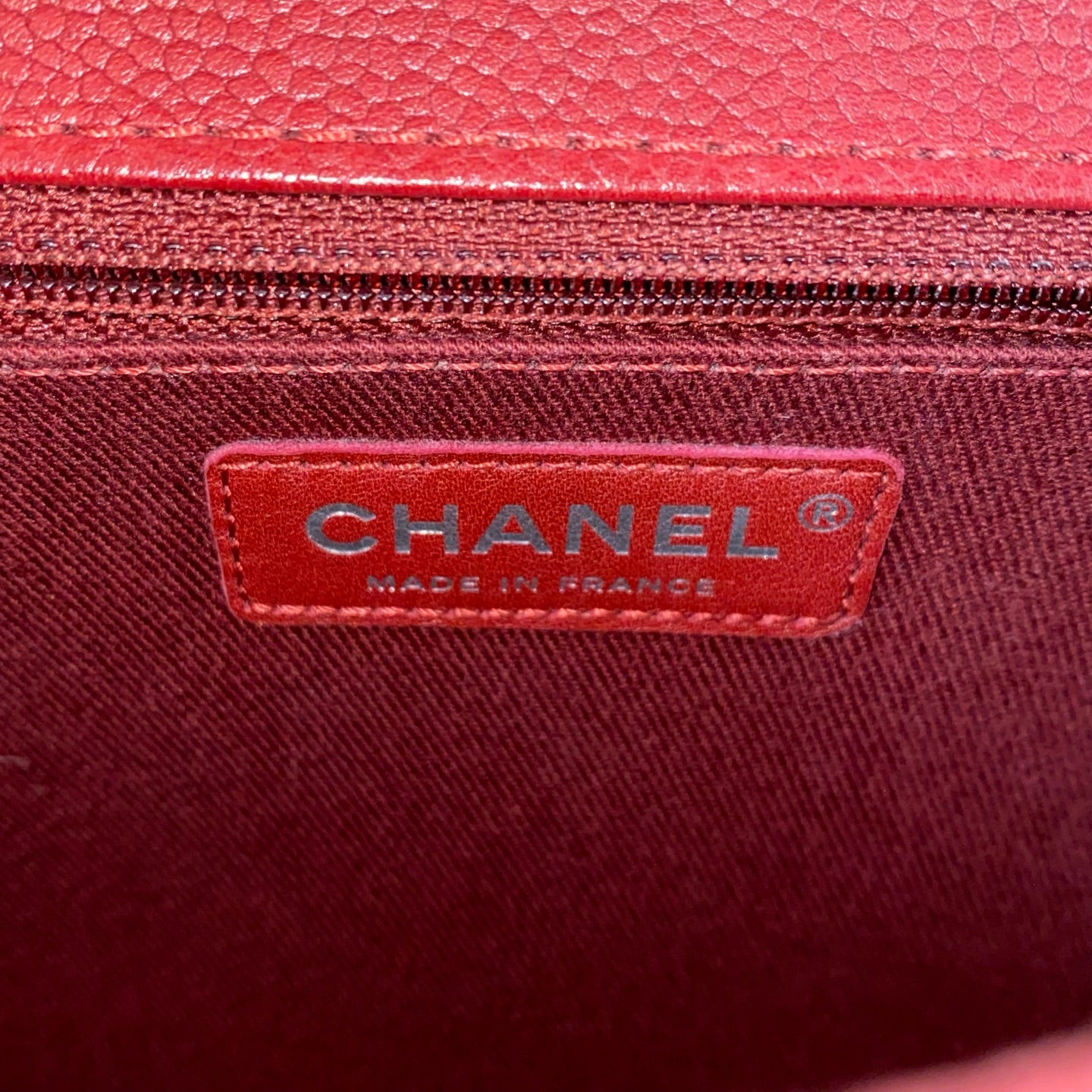 Chanel - Other - Leather - Red - (medium)