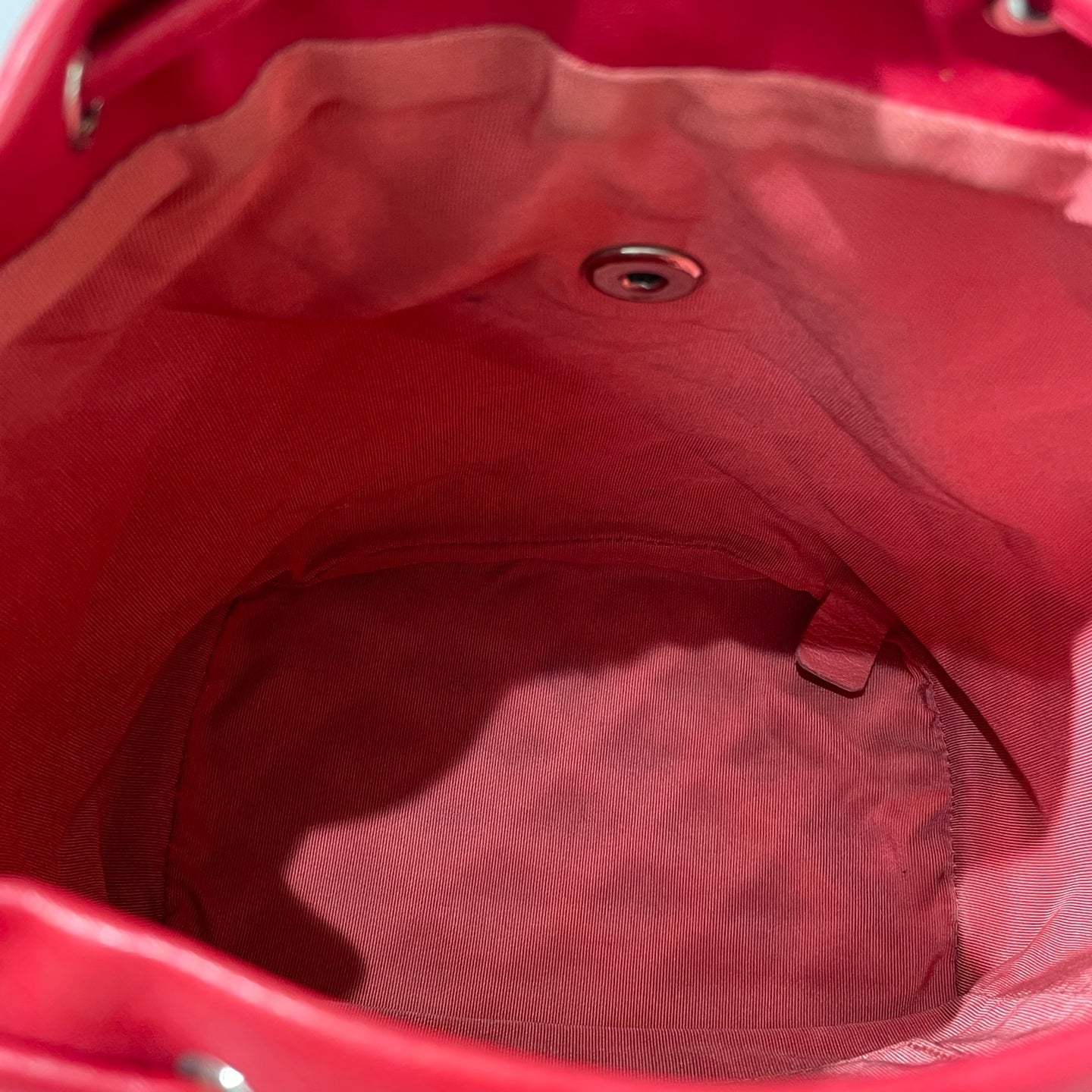 Chanel - Other - Leather - Red - (Medium)