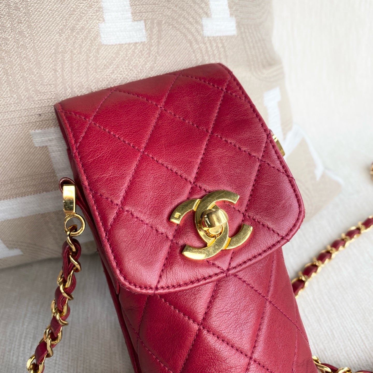 Chanel - Other - Leather - Red - (mini)