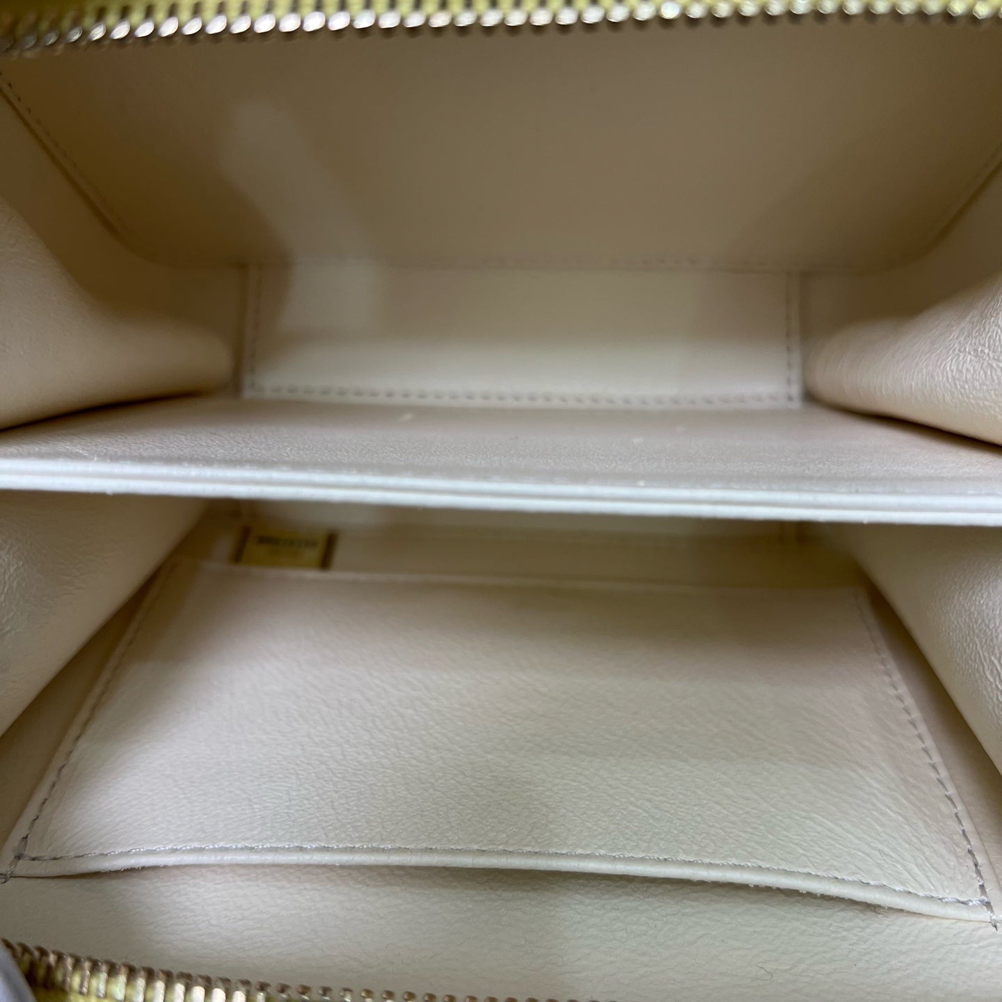 Chanel - Other - Leather - Yellow - (small)