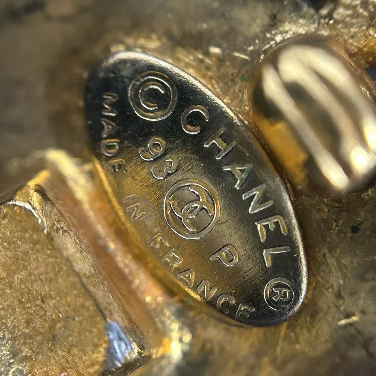 Chanel - Other - Metal - Gold