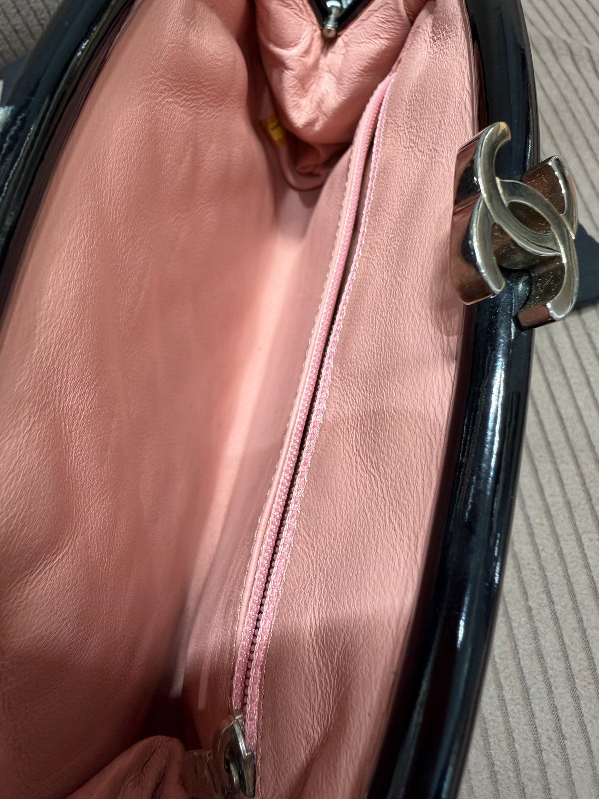 Chanel - Other - Patent leather - Black