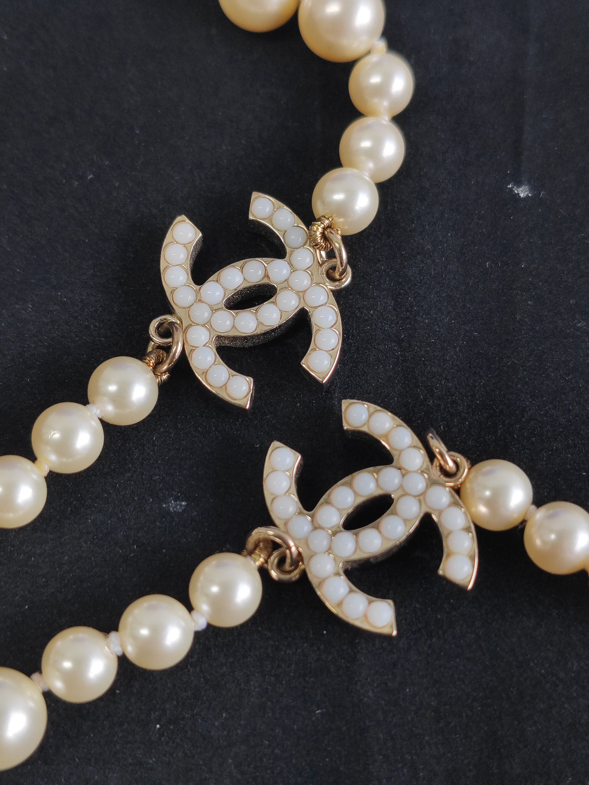 Chanel - Other - Pearl - White