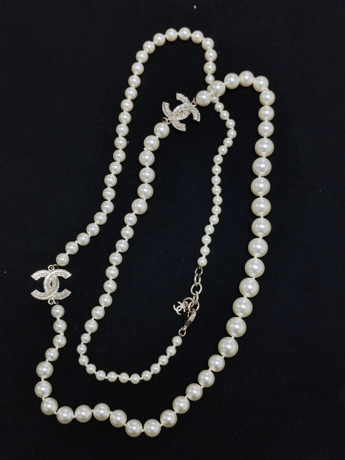 Chanel - Other - Pearl - White
