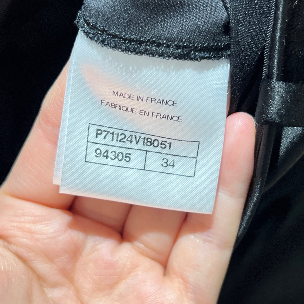 Chanel - Other - Silk - Black - (34)